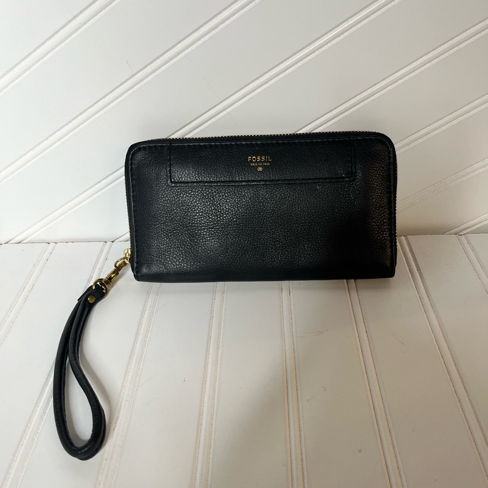 Fossil NWT Black Leather Amanda Zip Clutch/Wallet/Wristlet